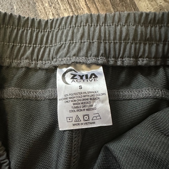 Zyia charcoal boulevard joggers - Picture 3 of 4